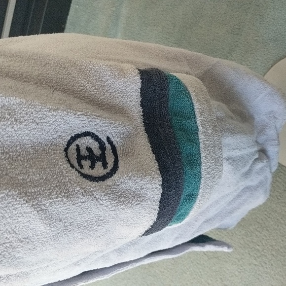 100% cotton,very heavy gray terry robe with teal and navy accent stripes. - Picture 3 of 5